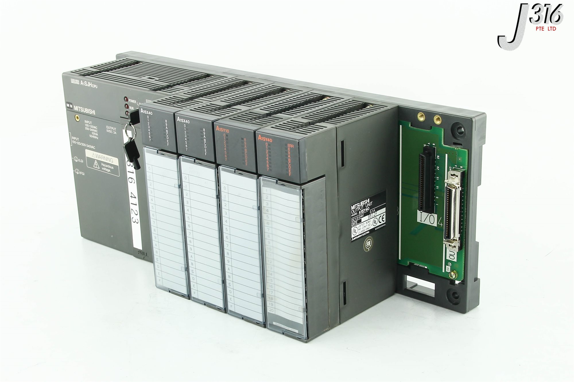 4123 MITSUBISHI MELSEC PROGRAMMABLE CONTROLLER, A1SY40 A1SY10